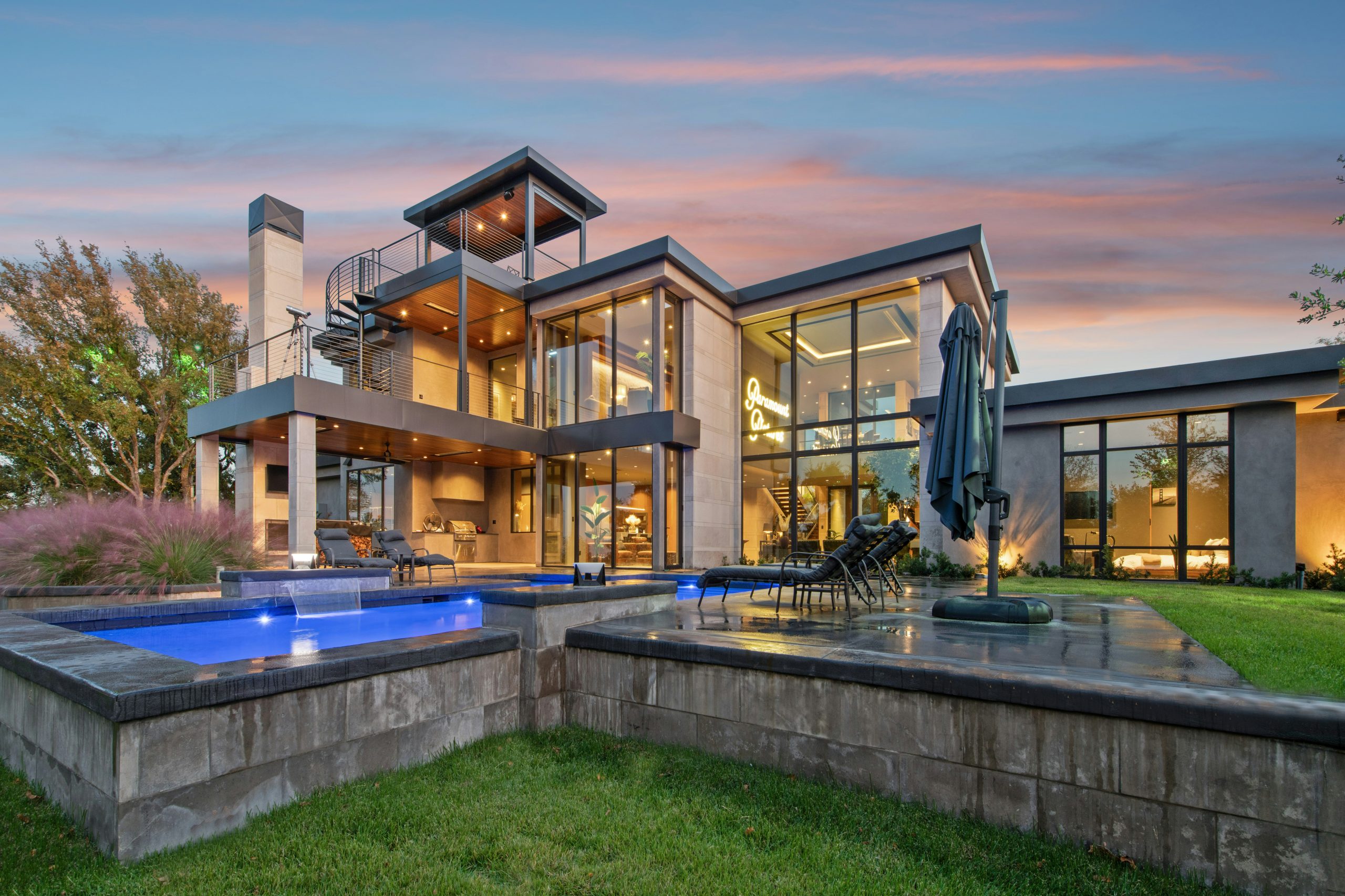 FEATURED LISTINGS michael brown q6eset3eulu unsplash